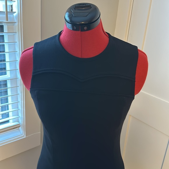 Tory Burch Fitted Sheath Dress, Black, Size 2 - Picture 3 of 4